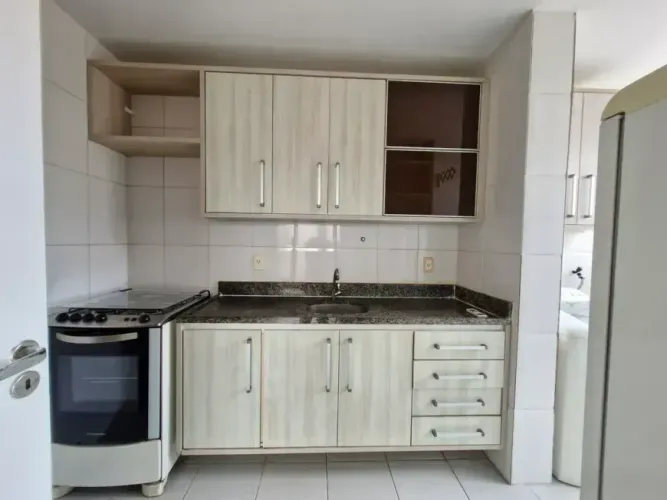 Apartamento no Residencial Eliza Miranda