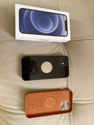 iPhone 12 64 GB