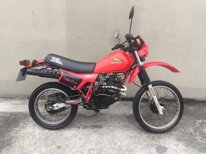 XL 250 R 1983 - Raridade