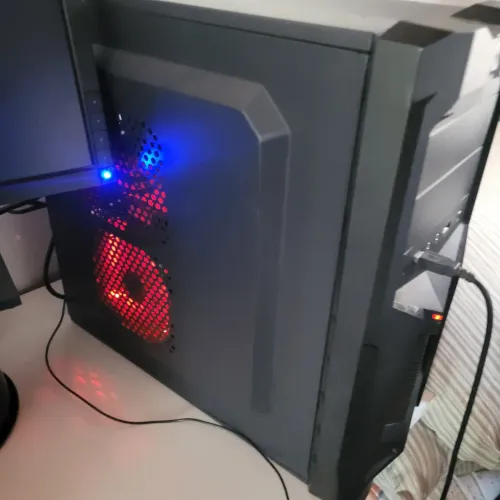 Computador completo (pc+tela+mouse+teclado) capaz de jogar, fx 8350, gtx 960, 8gb de ram