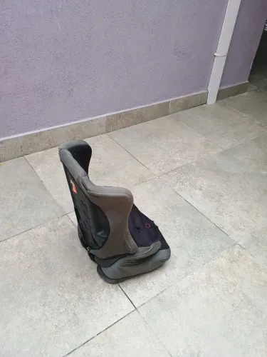 Cadeira para criança automotiva