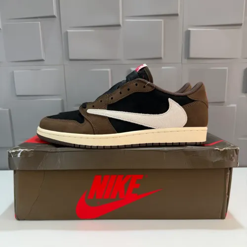 Air Jordan 1 Low Travis Scott Mocha 43