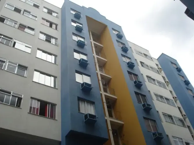 Excelente Apto no Largo do Barradas Niterói pertinho de tudo doc ok financio