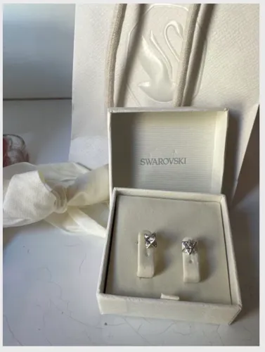 brinco swarovski estrela ( edição especial, não vende mais no brasil, só na europa