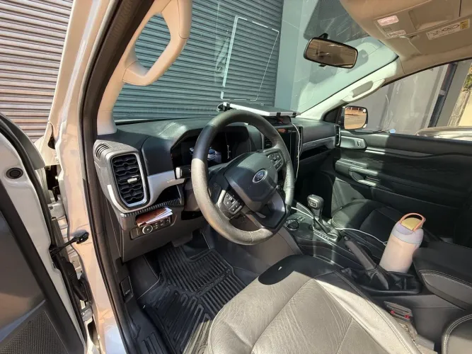Ford Ranger XLS 2.0l 4X4 2025