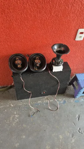 Som automotivo completo