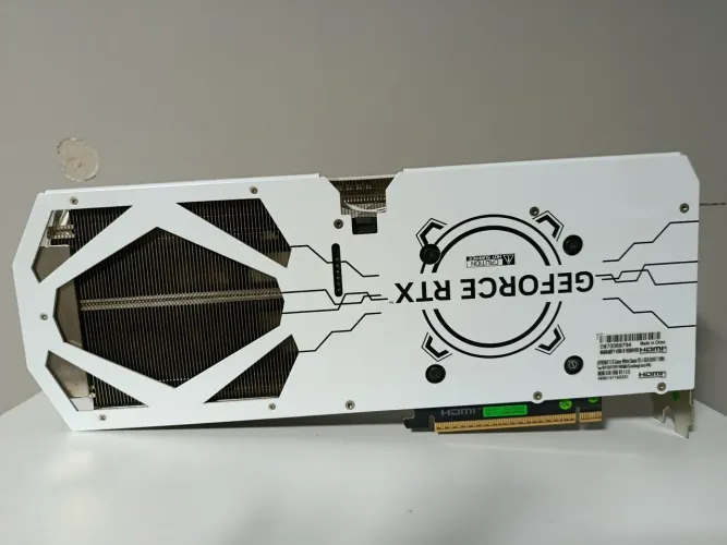 Geforce RTX 5060 Ti Ex Gamer Classic White 8GB Gddr7 128 Bits
