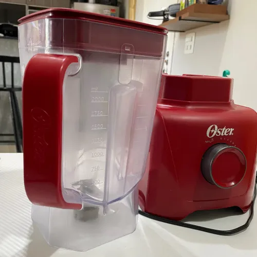 Liquidificador Oster 1100W Vermelho