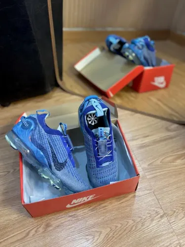 Nike Vapormax Flyknit 4.0 Com design esportivo e acabamento premium