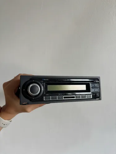 Rádio original Volkswagen Gol G5 + moldura (com código)
