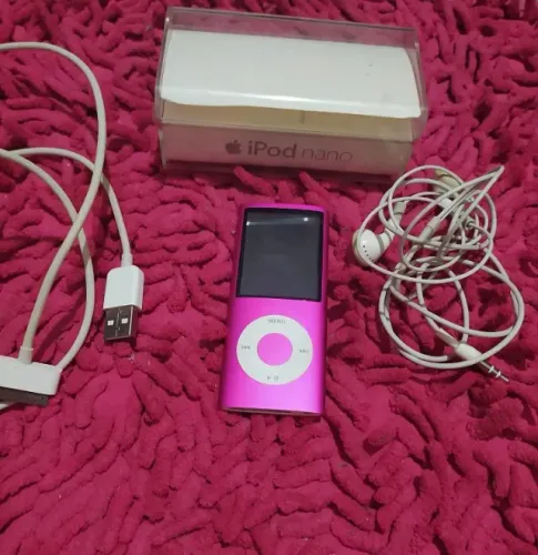 iPod nano 8 gb com fone e cabo carregador