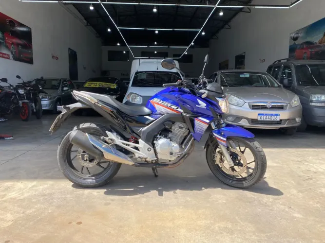 Honda Cb twister 2022