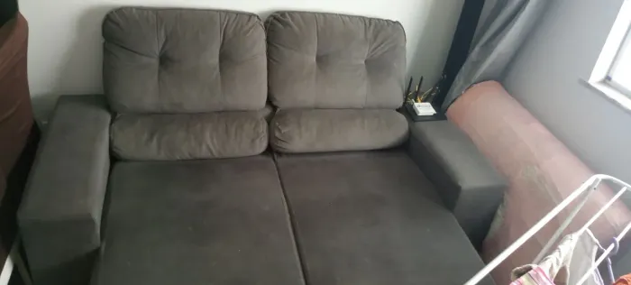 Sofá Retratil Para vender logo