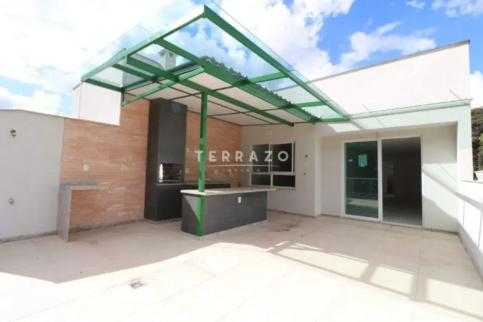 Cobertura para aluguel, 2 quartos, 2 suítes, 2 vagas, Várzea - Teresópolis/RJ