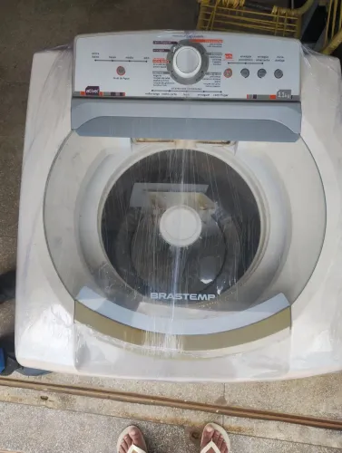 Vende-se máquina Brastemp 11kg