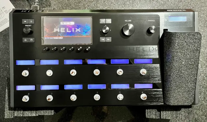 LINE 6 HELIX FLOOR (NOVA!!!) R$-9.000,00