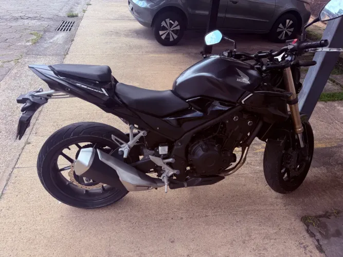 Cb 500F
