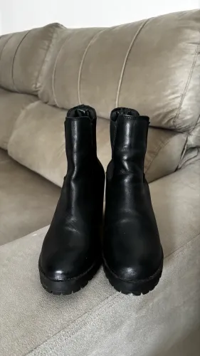 Bota Constance