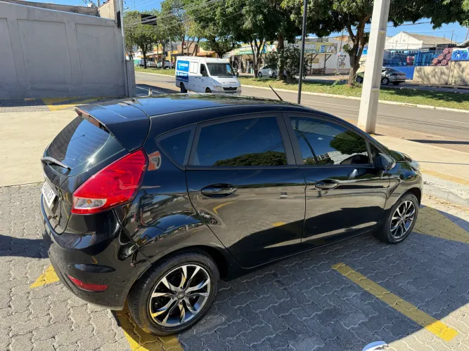 Ford Fiesta SE 1.6 16V Flex 5P 2017