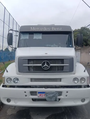 Conjunto cavalo e caçamba