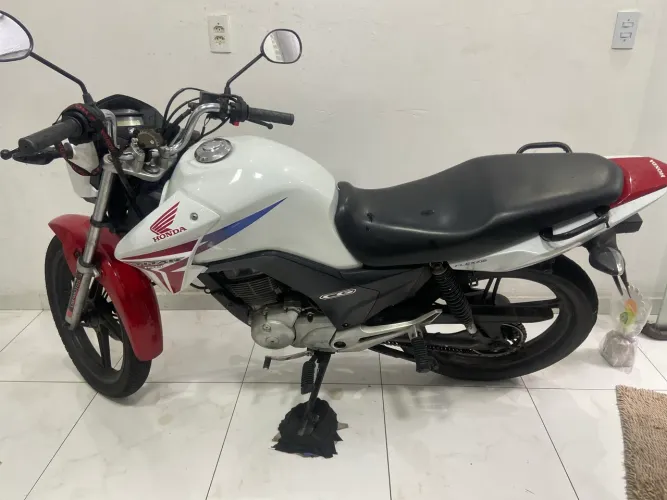 VENDO : Honda CG 150 Titan 2015 Flex - Impecável!