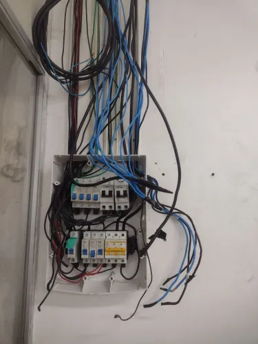 Eletricista poste Noite