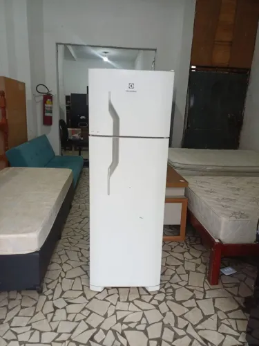 Geladeira Electrolux gelo seco 