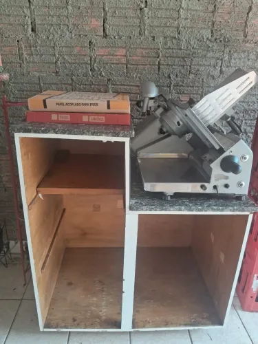 Máquina de Frios semi automática