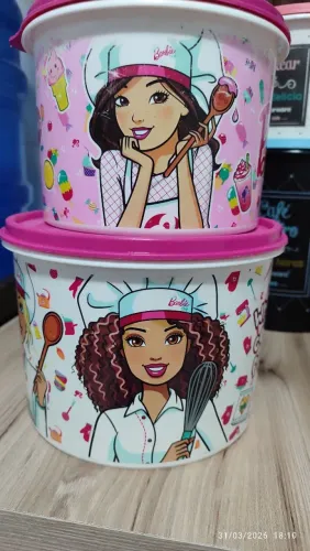 Kit Tupperware da Barbie 