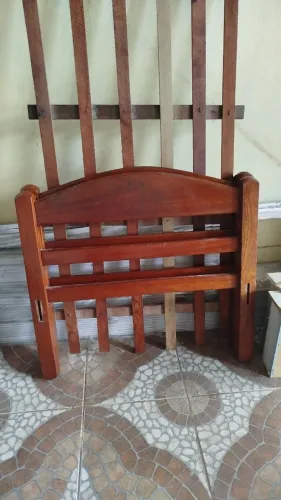 Cama de solteiro madeira