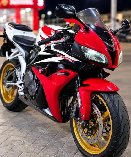 CBR 600 RR