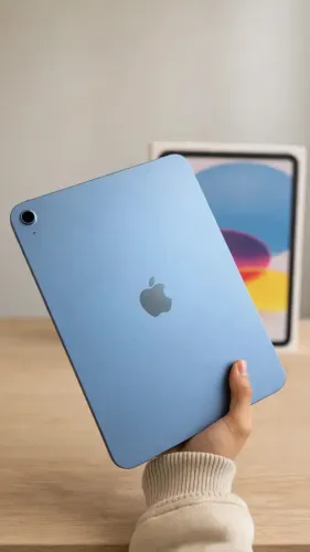 iPad 11 128gb Ainda na garantia Apple até 04/27 Muito novo Nunca aberto Com caixa, carre