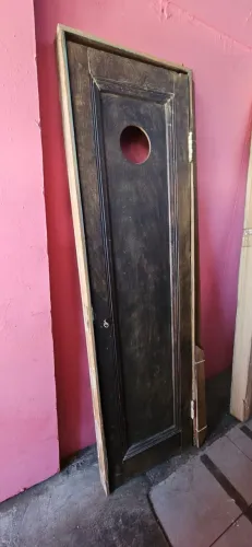PORTA EM MADEIRA DE IMBUIA 1,91 X 0,52 COM CAIXILHO
