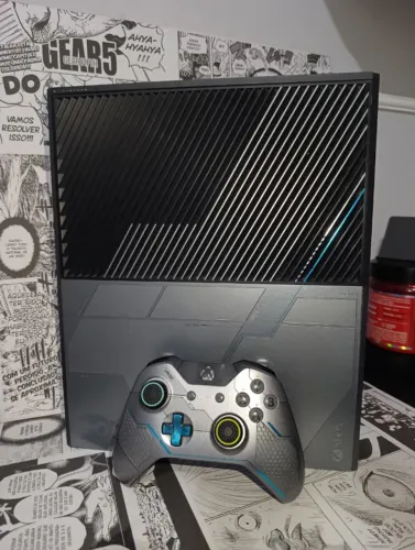 OPORTUNIDADE | Microsoft Xbox One Halo 5 Guardians Edição Limitada 1TB