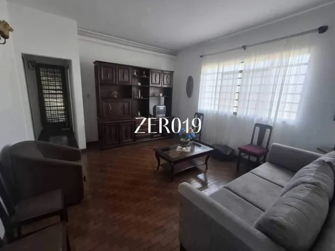 Casa à Venda no Jardim Leonor em Campinas | 2 Quartos, Suíte e Churrasqueira