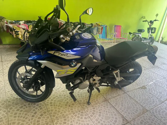 BMW F750 gs linda doc ok