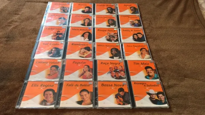 Lote de 24 cds Duplos de Música Brasileira Série Sem Limites