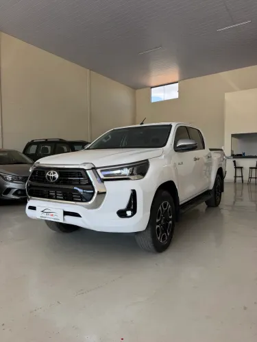 Toyota Hilux CD SRV 4X4 2.8 TDI Diesel Aut. 2018