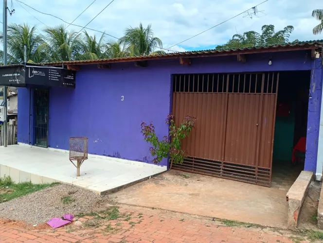 Vendo casa no bairro Defesa civil.