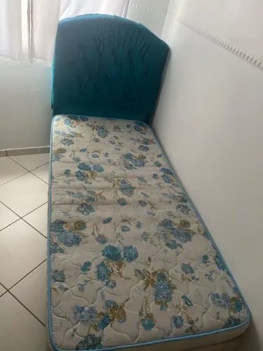 Cama box com colchão