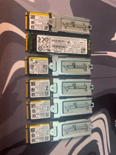 SSD NVME 256Gb 6 unidades