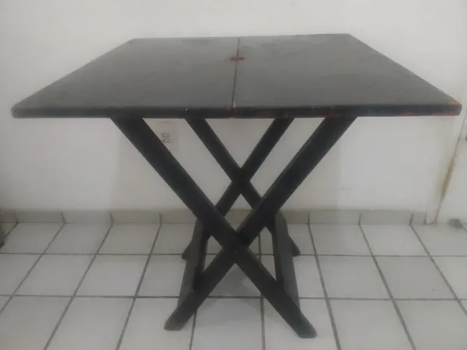 Mesa 70cm x 70 cm Medeira Maciça Dobrável  Preta