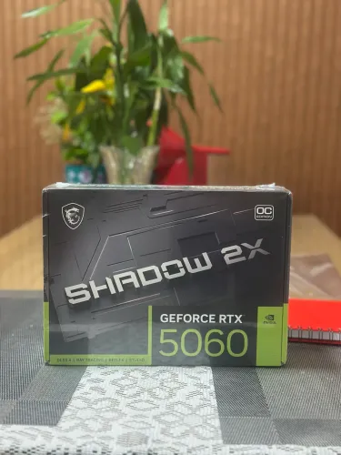 Rtx 5060 shadow 2x OC