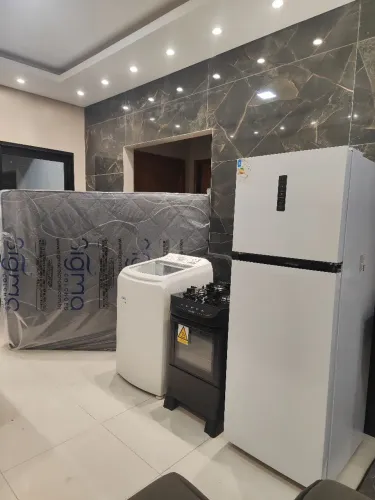 Geladeira Fogão Máquina de Lavar e Cama Box Queen Nova