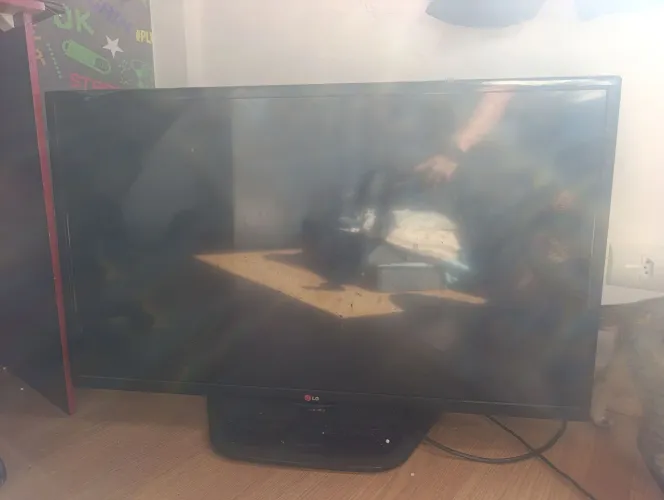 Tv  LG smart Modelo: 39 LN