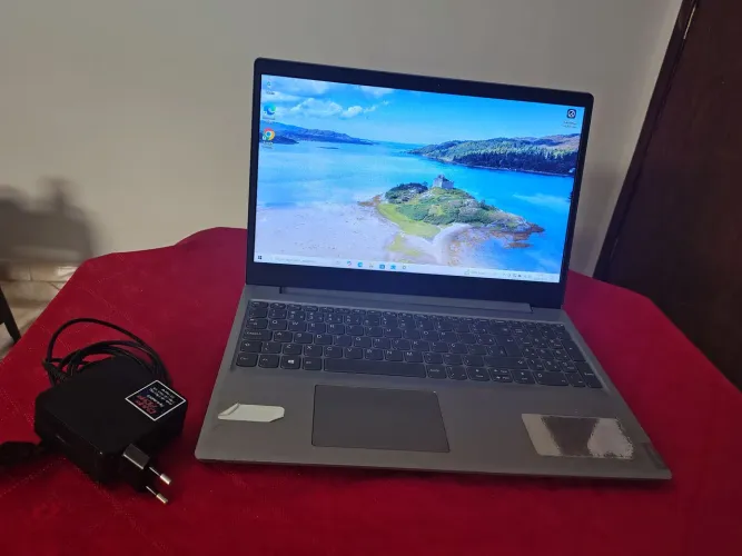 Notebook Lenovo IdeaPad S145 em bom estado de funcionamento