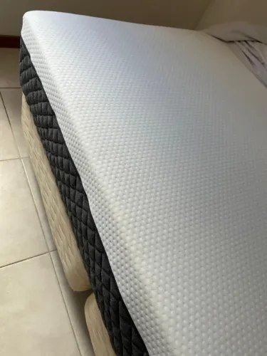 Colchão Emma Premium Hybrid 2.0