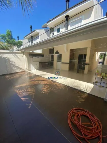Casa com 3 dormitórios, 150 m² - venda por R$ 950.000,00 ou aluguel por R$ 5.400,00/mês -