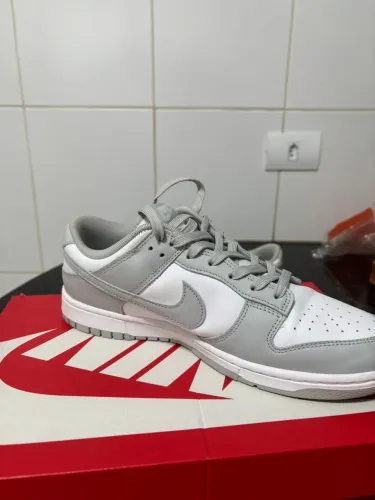 Tenis Nike dunk low cinza