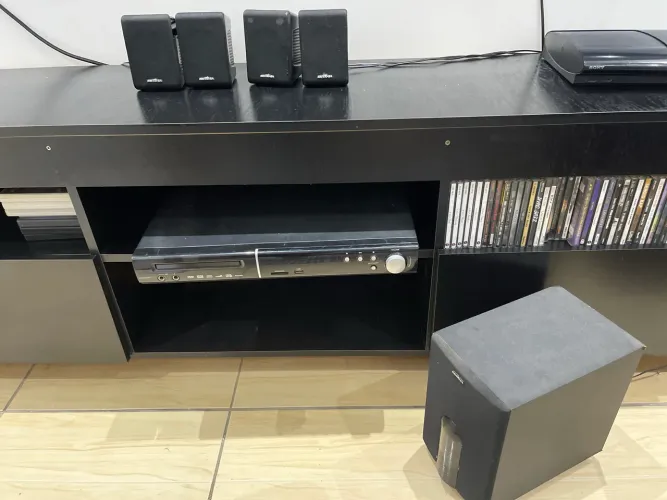 Home Theater Britania 